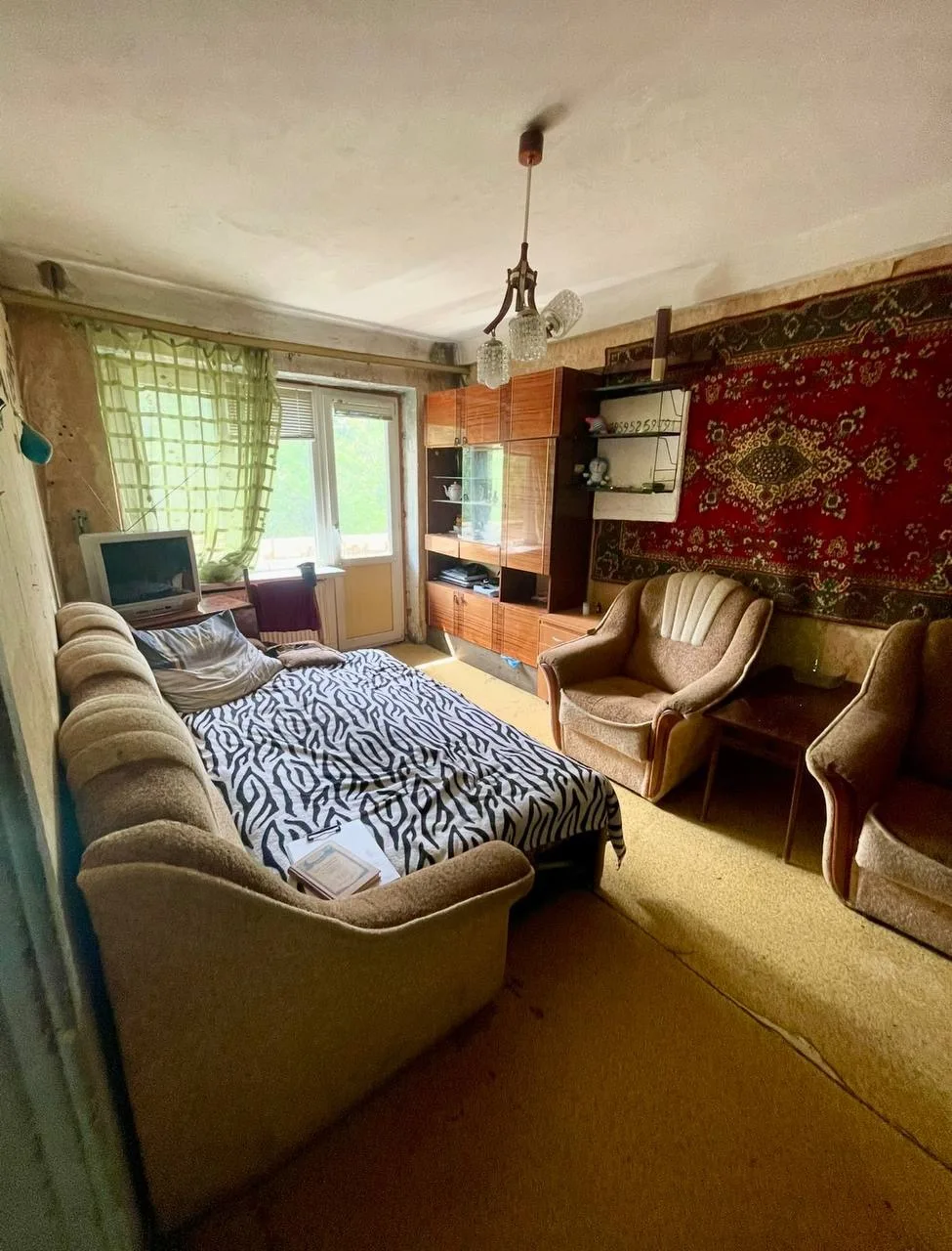 ID 1917275
❗️Снижение цены❗️
🌟 Продам 2к квартиру с автономным отоплением на кв. Солнечный (Жовтнев
