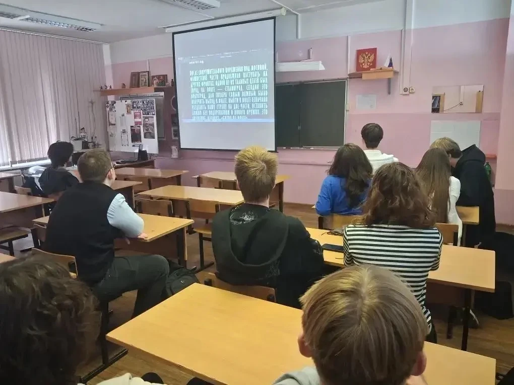 В рамках регионального патриотического марафона «Наследники Победы» прошла акция «Кино Победы».  Уча