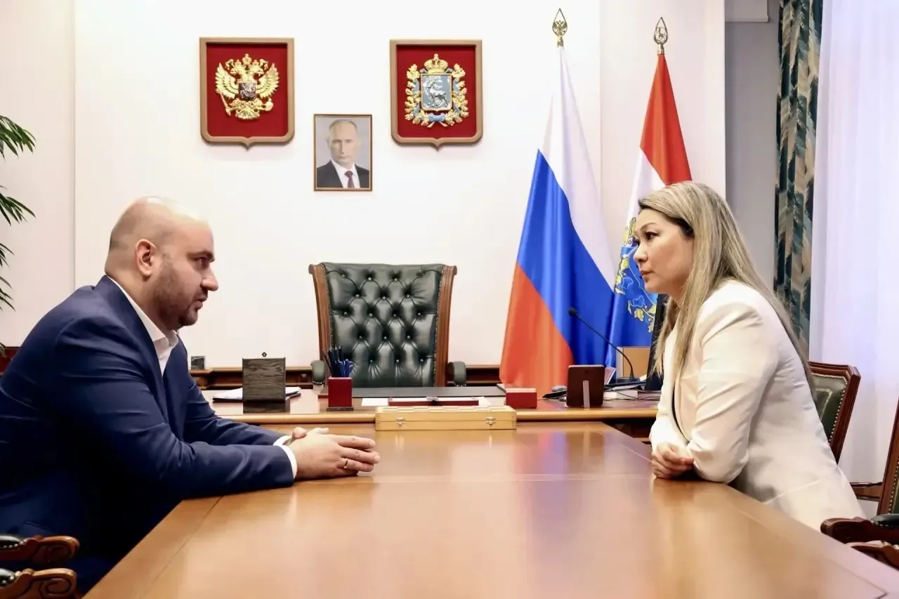 Сегодня работаю в Самаре. Провела встречу с губернатором Самарской области Вячеславом А...