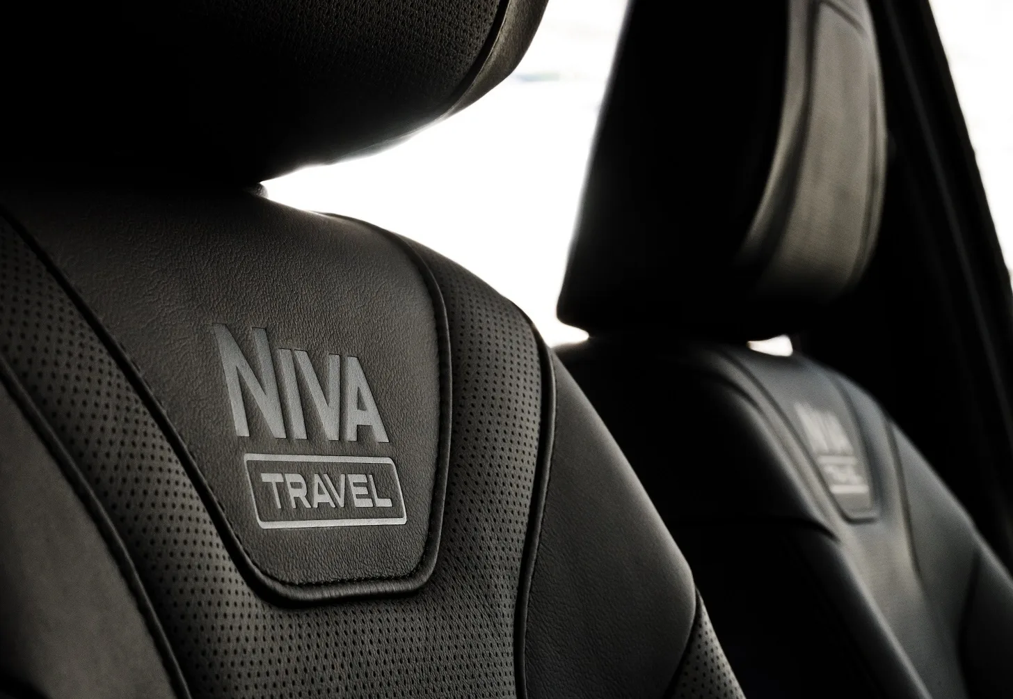 LADA NIVA TRAVEL: ЛИМИТИРОВАННАЯ ПАРТИЯ С САЛОНОМ ИЗ НАТУРАЛЬНОЙ КОЖИ