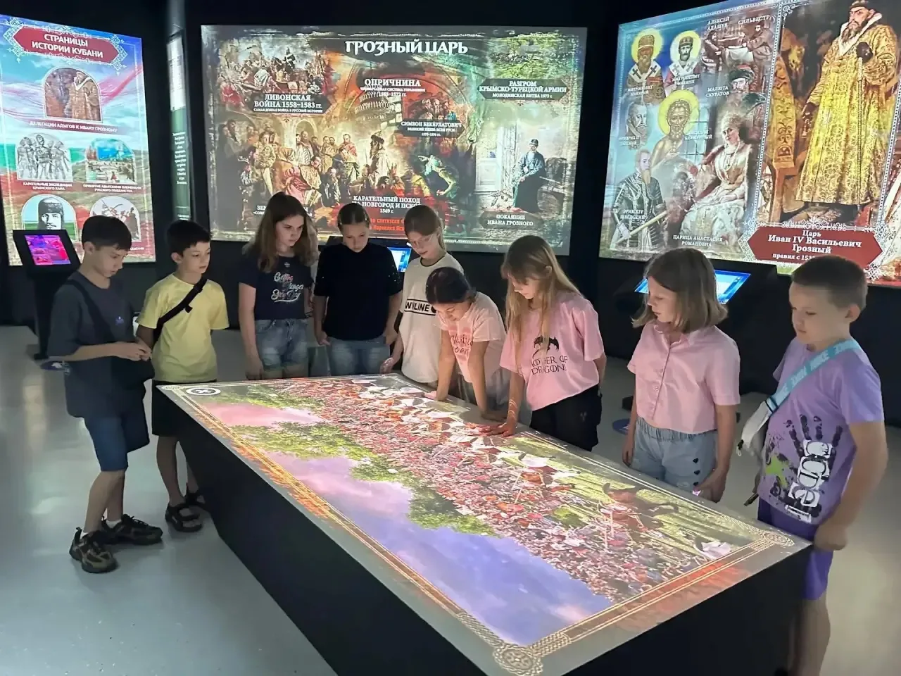 Двенадцатый день «Интеллектуального лета» в гимназии🤩

Утренняя зарядка сегодня разбудила всех без 
