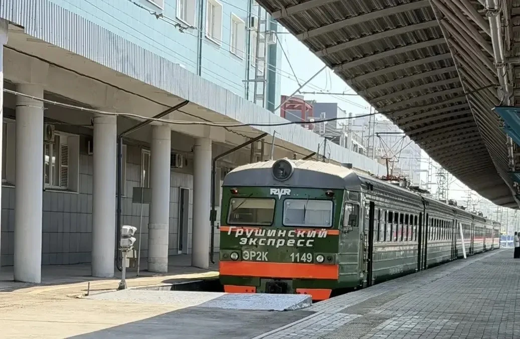 🚊Специалисты ГБУЗ «СОКВД» вели прием в «Поезде здоровья»

🏥В вагонах Грушинского экспресса на желе