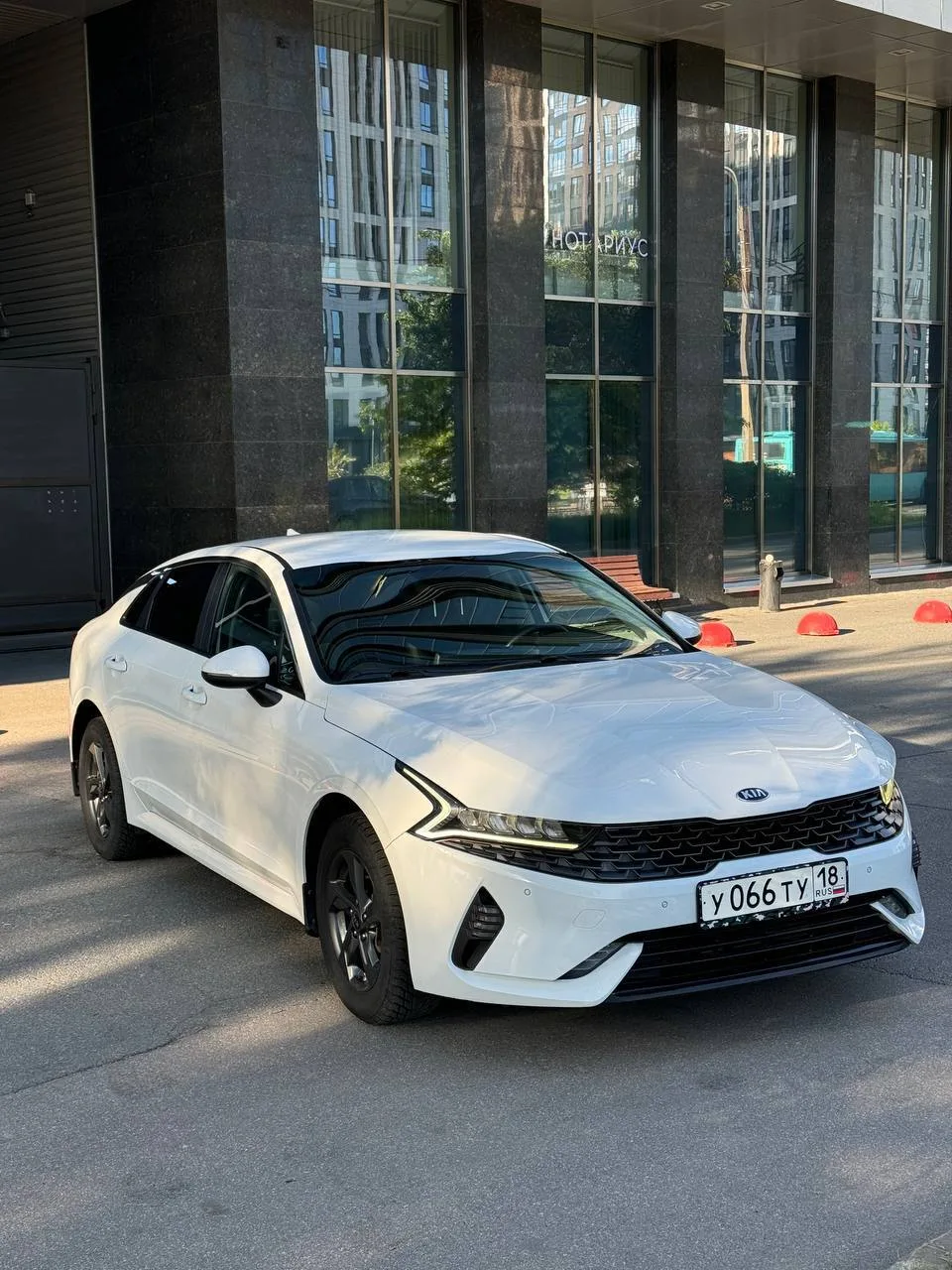 KIA K5

▪️ Год выпуска — 2021
▪️ 2.0 | бензин  | 150 л.с. 
▪️ 181 тысяча км 

▪️ Комплектация:
▫️ Ка
