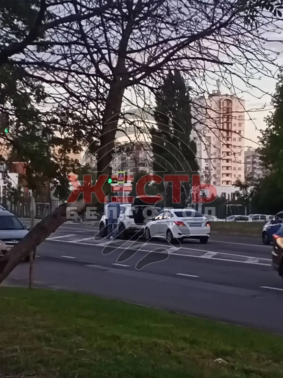 Небольшое ДТП произошло сегодня вечером на улице Будённого