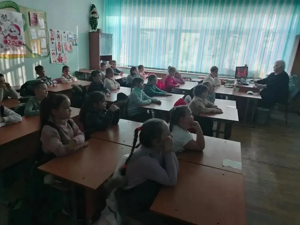 Сегодня наша школа открыла свои двери для тех, кто стоит на пороге больших перемен — воспитанников п