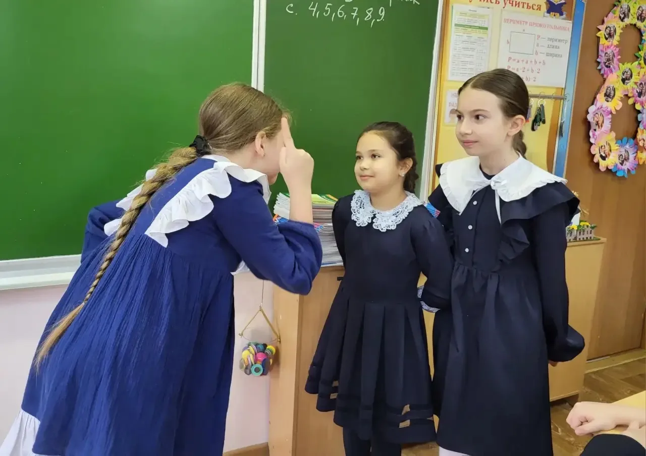 🎭 27 марта — Всероссийский день театра! 🎭   Сегодня в нашей школе этот праздник прошёл на одной волн