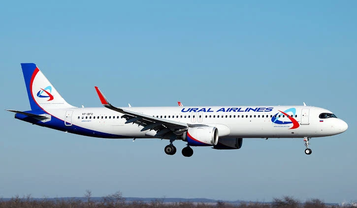 🕯✈️На самолете Владивосток — Екатеринбург скончалась пассажирка — у женщины случился эпилептический 
