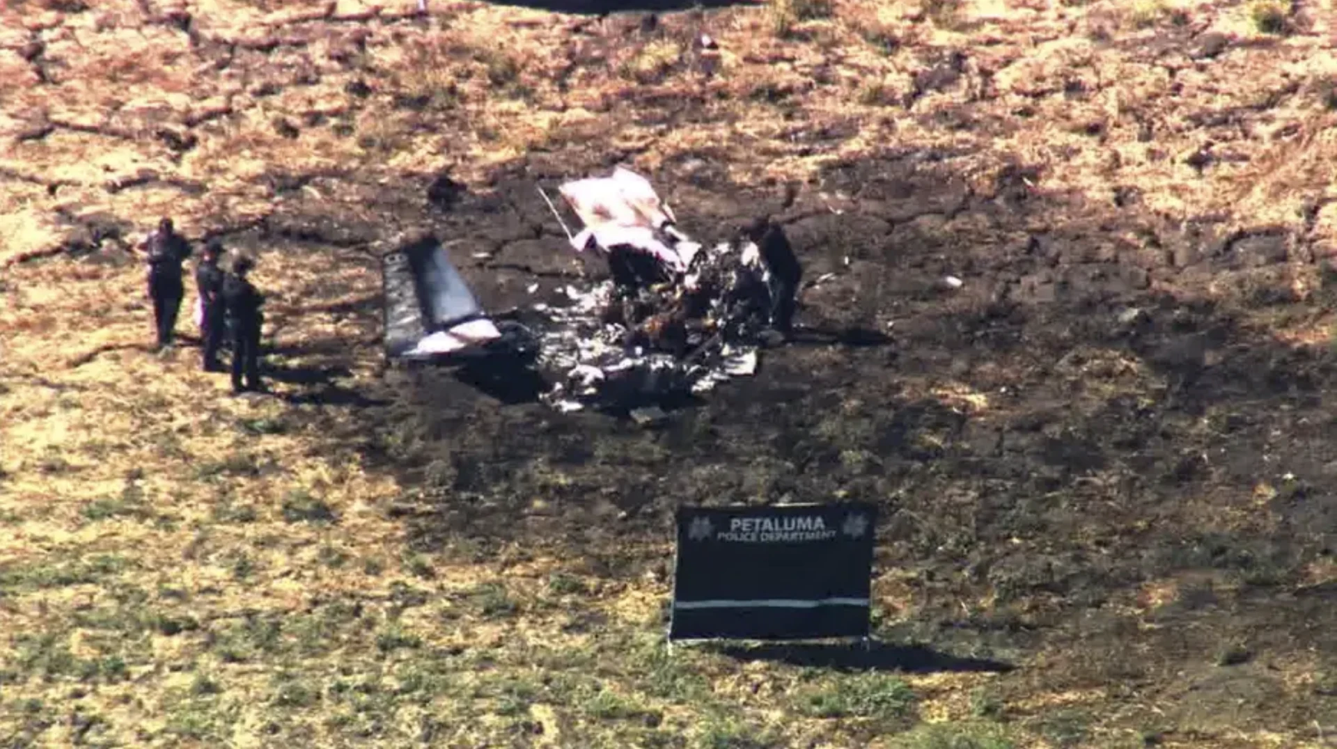Трагедия в Калифорнии: самолет Van's RV-7A разбился на поле для гольфа, двое погибших