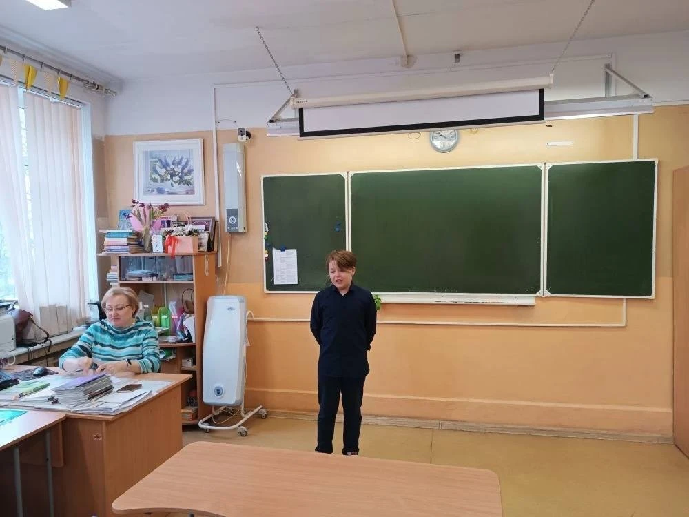 📘 20 марта в рамках Недели русского языка и литературы в 5-х классах впервые в нашей школе прошёл ко