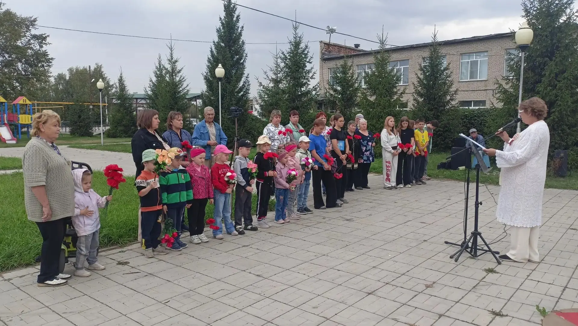 ⭐ В селе Новопичугово прошел митинг, посвященный Дню памяти и скорби "Боль моего народа...