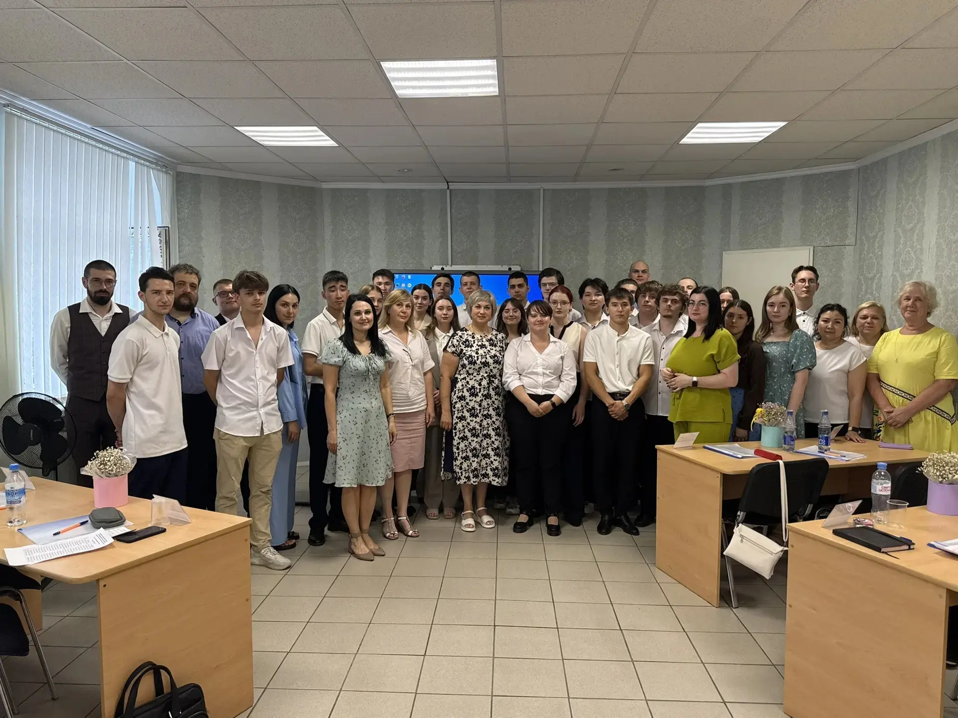 🎓 Защита дипломных проектов группы ВЕБ-45 – состоялась! 🎓

🗓️ Сегодня, 22 июня 2026 года, студент