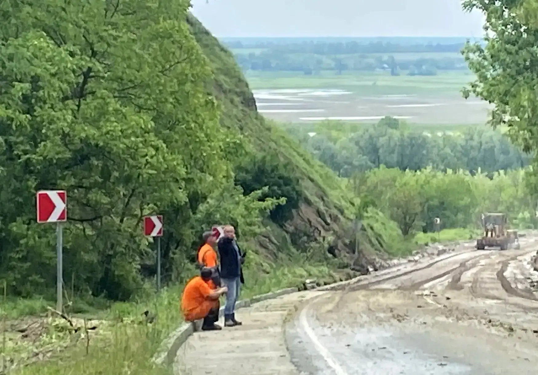 Дорога перекрыта, хутор затопило: в Усть-Лабинске прошёл залповый ливень   Как в Усть-Лабинском райо