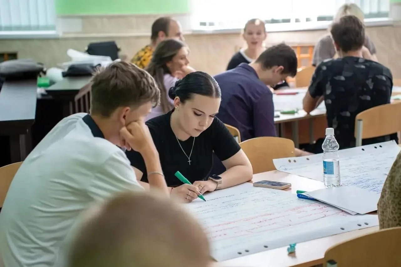 Эксперт из Запорожской области прокомментировал внедрение единых учебников по истории Донбасса и Нов