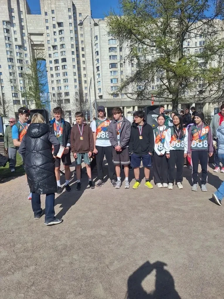 🏆🥇Победа наших спортсменов!  👟Сегодня сборная команда нашей школы по лёгкой атлетике с гордостью зан