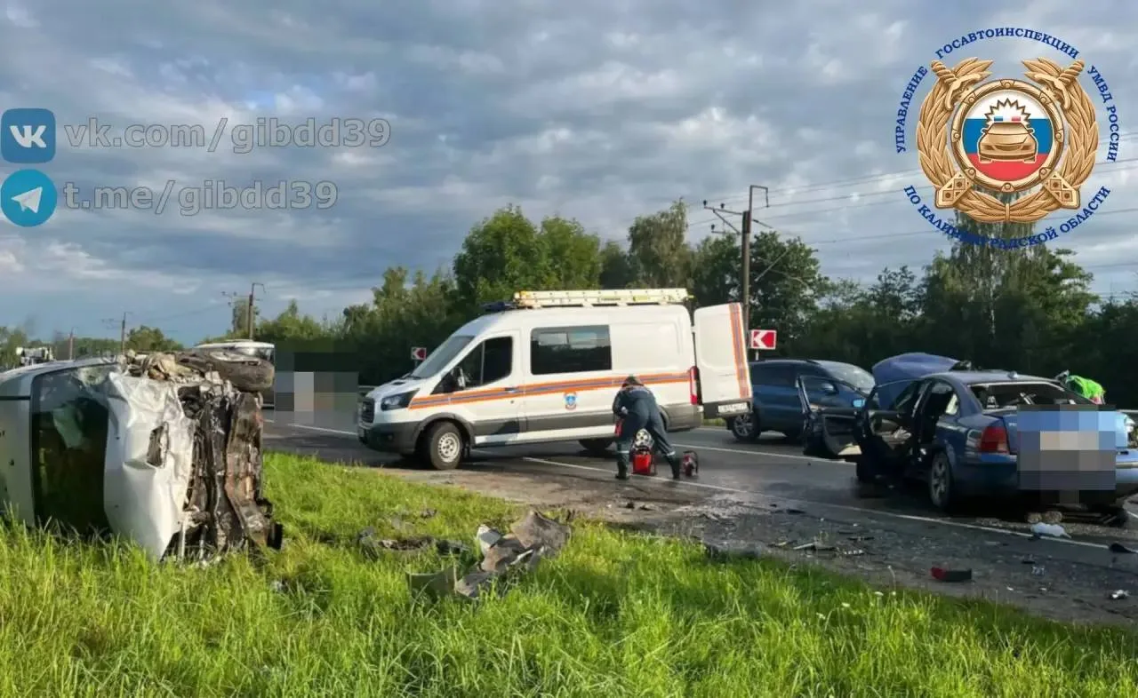 Подробности ДТП на Советском проспекте‼️

Водитель а/м «Фольксваген» выехала на полосу встречного дв