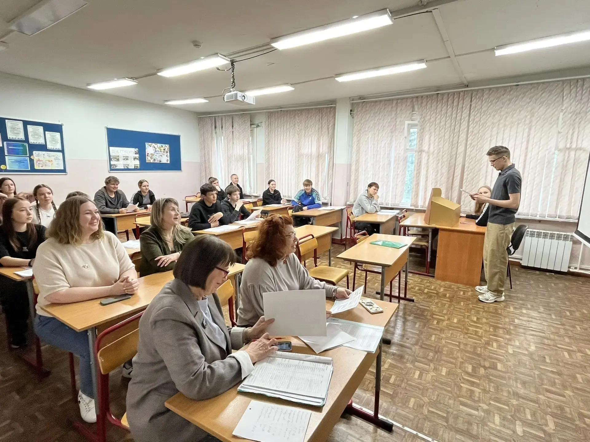 ПЕРВЫЙ СЕРЬЁЗНЫЙ ШАГ В НАУКУ: первокурсники защитили индивидуальные проекты! 🚀

Для вчерашних школь