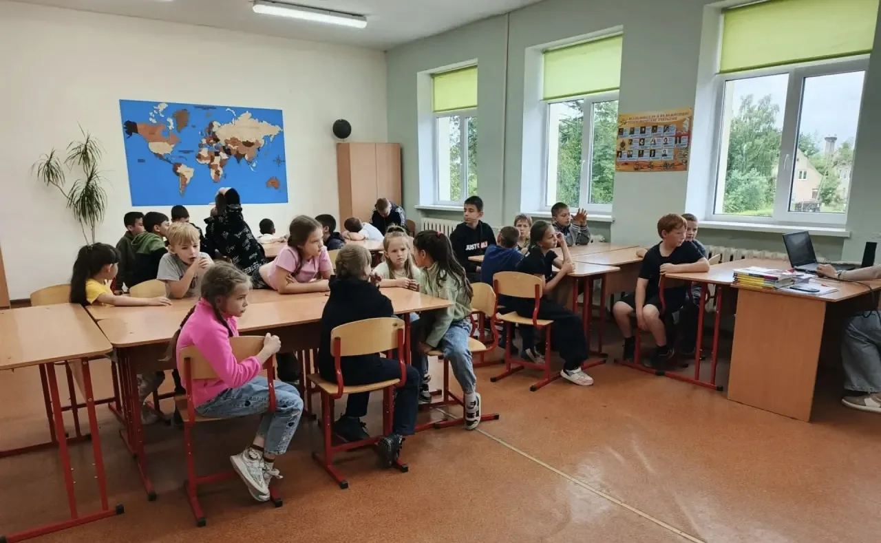 🎸🎶 Как звучит Россия? Знают в «Солнечном городе»!

Пока одни отряды наслаждались красотами Музея м