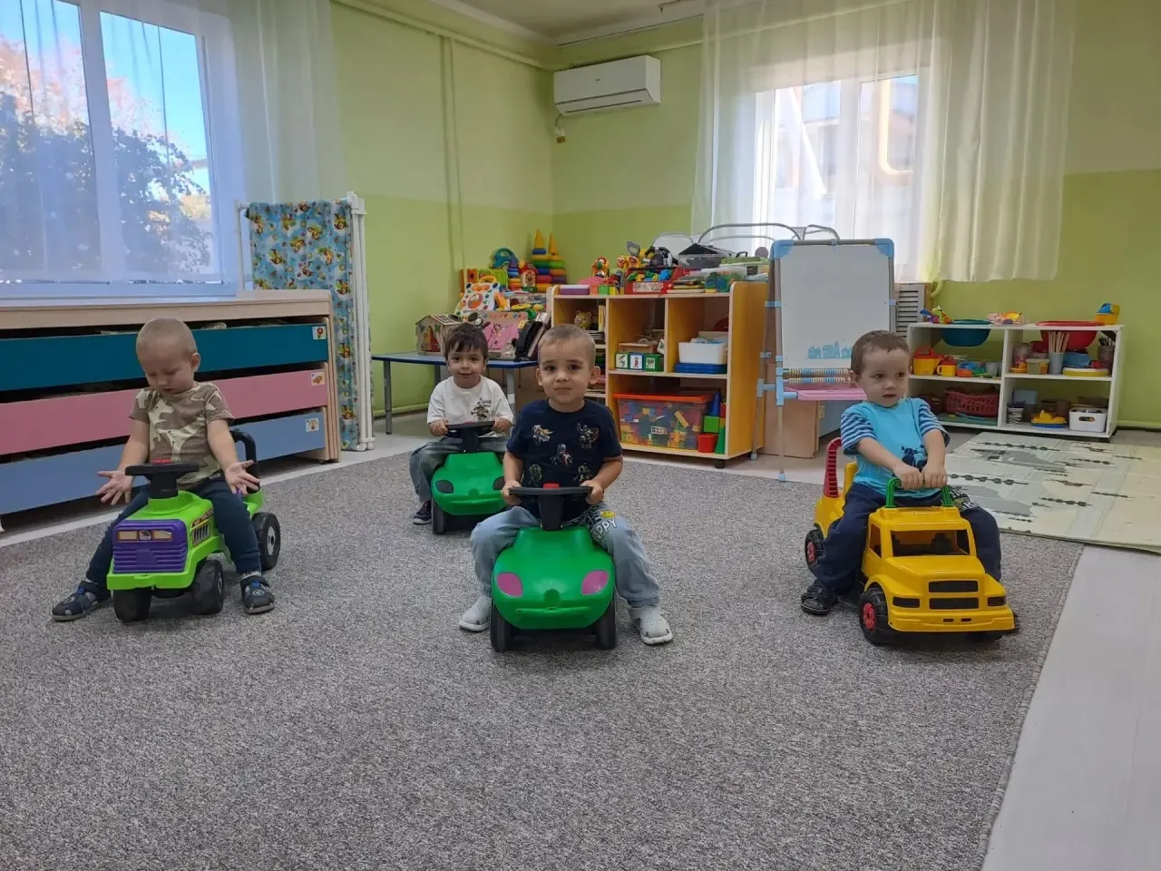 🚗 В группе «Бусинки» прошел увлекательный День автомобилиста! 🎉