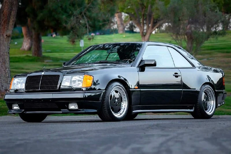 ⚡️ На портале Bring a Trailer завершились торги за купе Mercedes-Benz 300CE-24 AMG 3.4 Widebody 1992