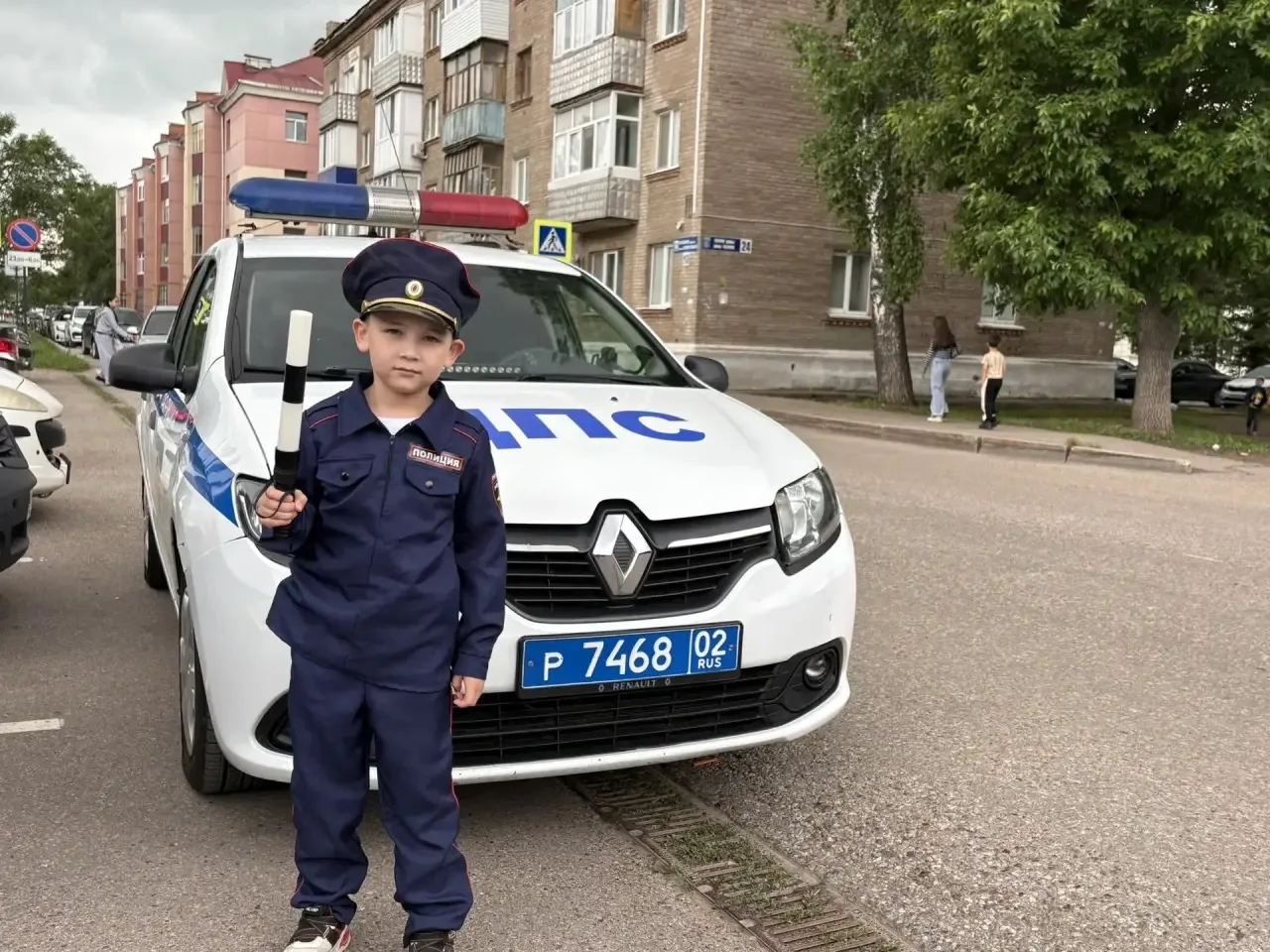 🚔 Мечта 7-летнего мальчика сбылась прямо в парке (это стоит прочитать!)