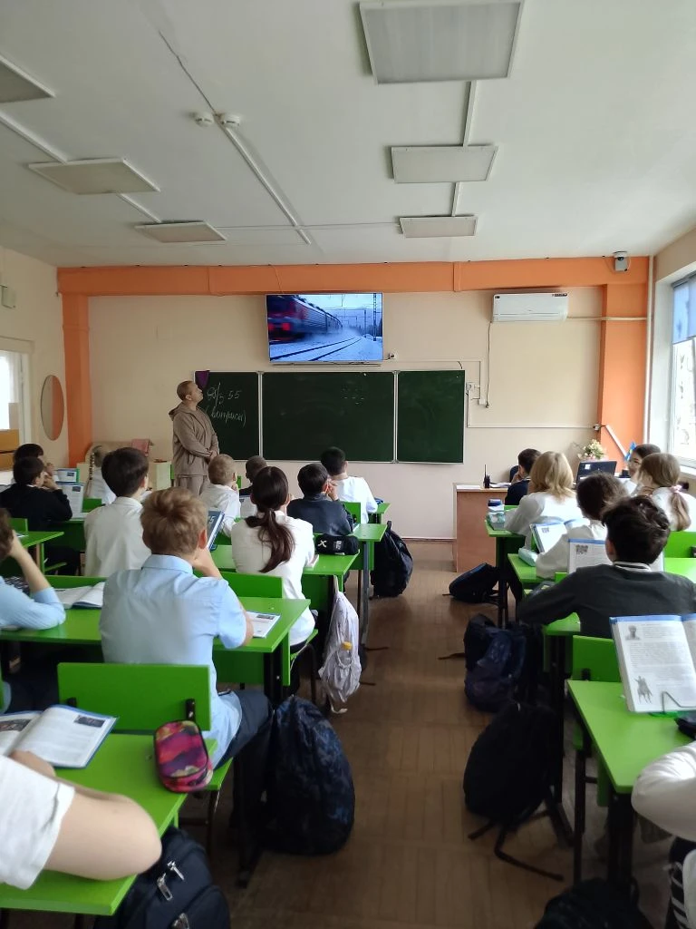 ⚠️ Важная беседа о безопасности и ответственности в 5-х классах!  Сегодня в нашей школе, МБОУ СОШ № 