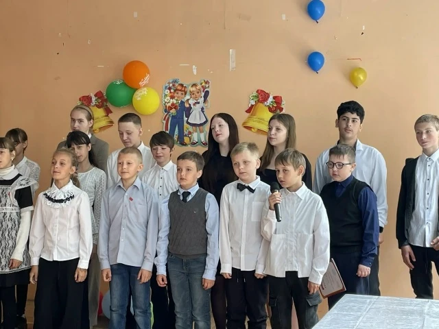 🎤 Единство в творчестве: как прошёл отчётный концерт в Год народного единства