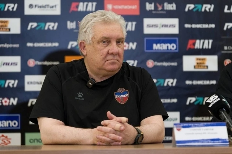 ⚽️ Ташуева уволили из «Енисея» перед самым матчем