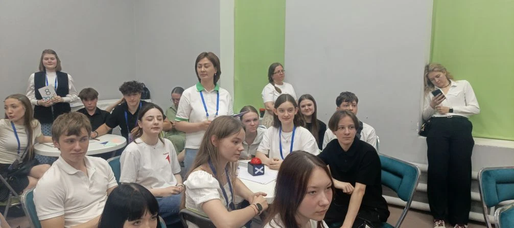 🏆 Финал интеллектуальной игры «ВКУРСЕ»  Команда нашей #гимназии21 «КАКБЫНЕТАК» приняла участие в фин