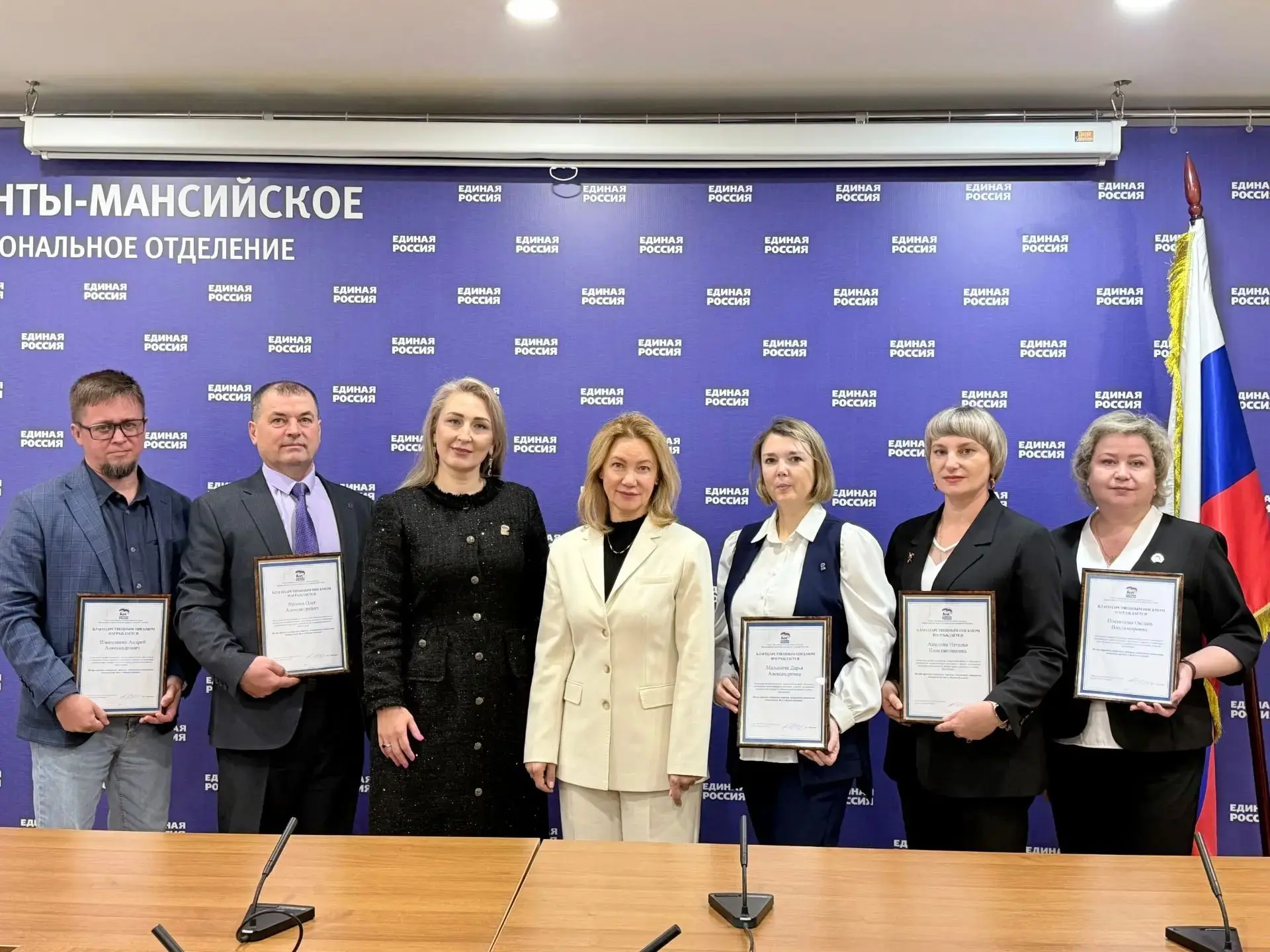 Лучшие педагоги школы отмечены высокими наградами🎉👏5 октября, в День учителя, лучшие ...