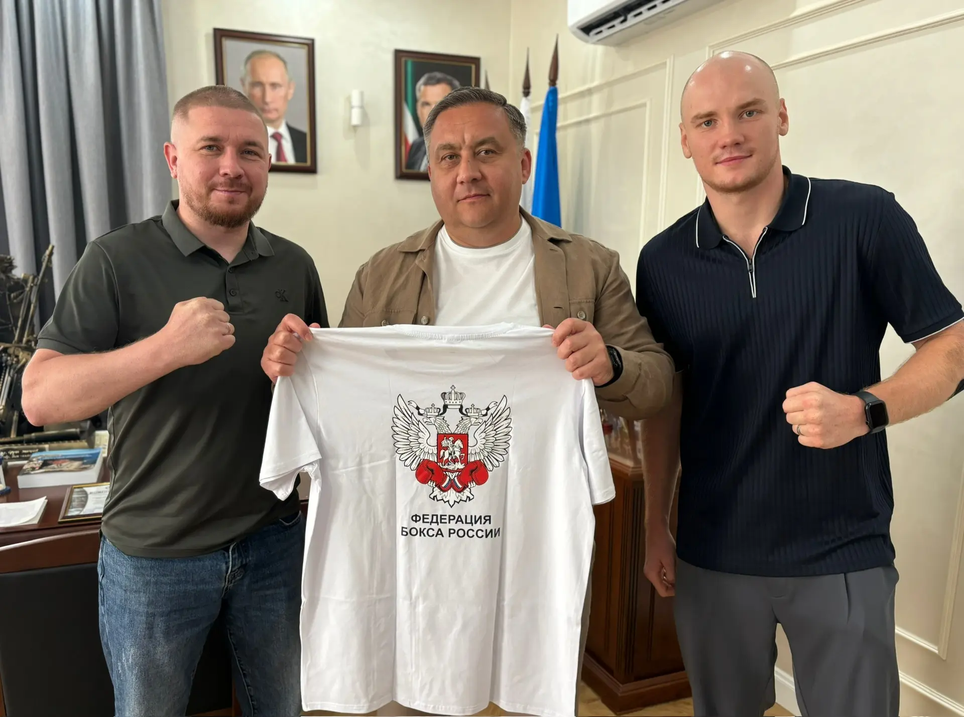 Сегодня утром прошла рабочая встреча с чемпионом России по боксу Сергеем Сергеевым и мастером спорта