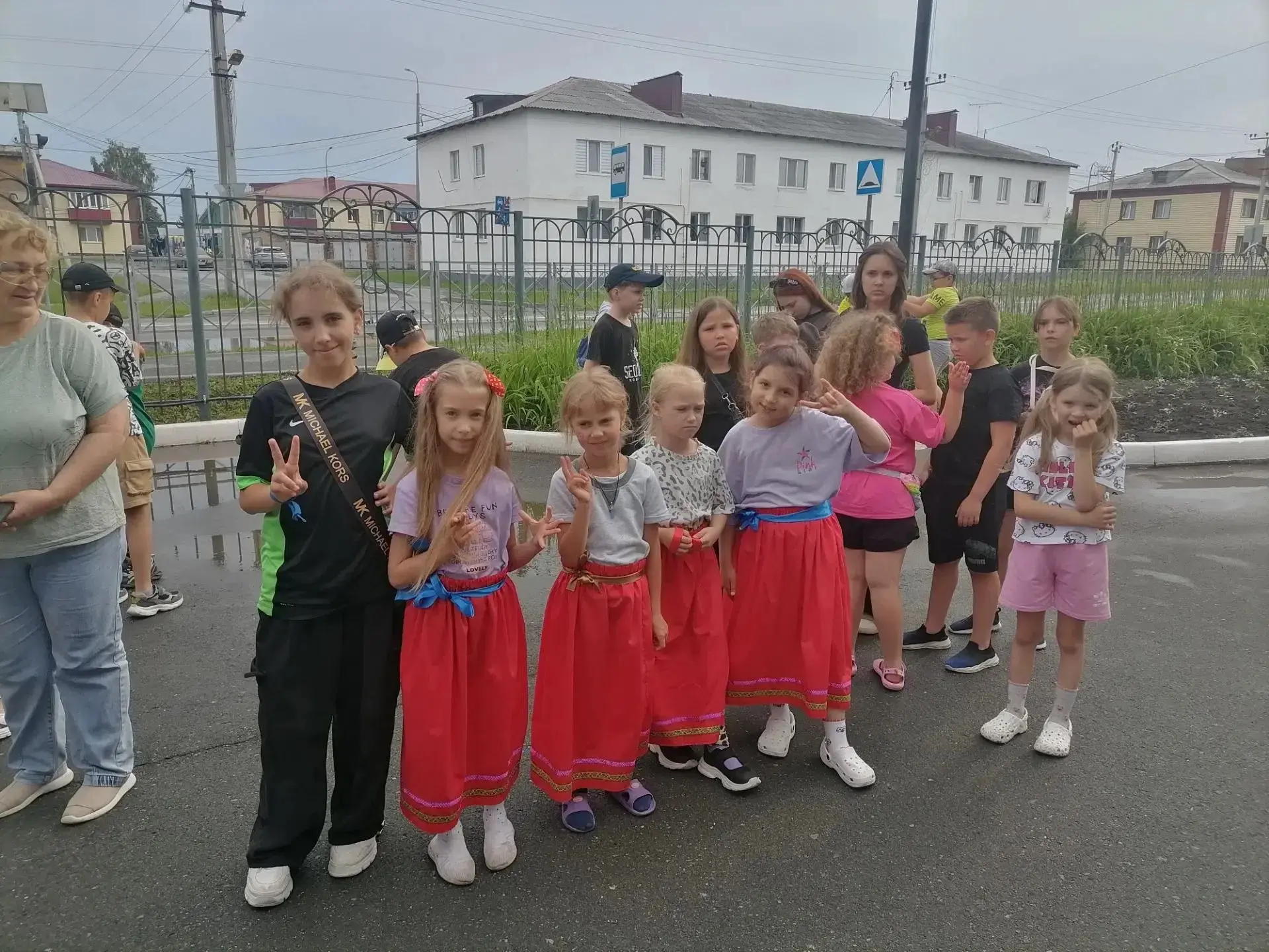 ХОРОВОД ДРУЖБЫ🌏🇷🇺
 Летний день 17 июня 2026г. в Стране Дружбы оздоровительного лагеря «Солнечный»