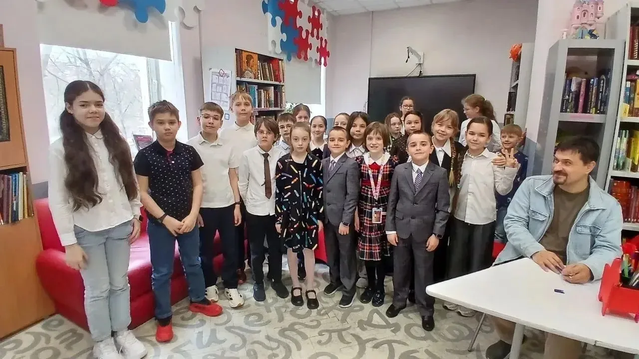 Замечательный праздник книг и чтения прошел в начальной школе   ⭐️ Ребята участвовали в различных ко