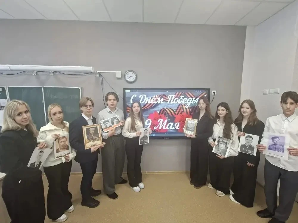 Педагоги, учащиеся и родители МОУ СОШ 32 присоединились к Всероссийской акции «Портреты Победы». В р