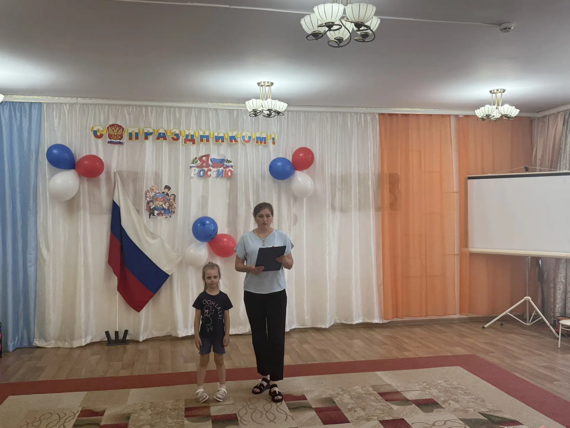 ✨Праздничное приключение в детском саду: как ребята отмечали День России!✨

Накануне великого праздн