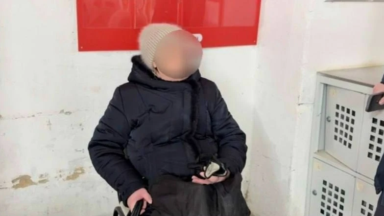 Пенсионерка в Иваново похитила покупки на 3500 рублей, обманув кассира «фокусом» с купюрой    Женщин