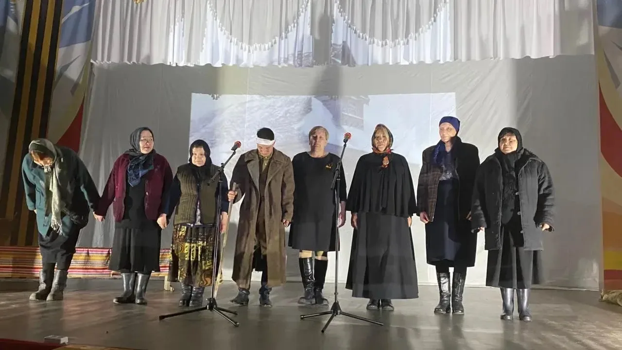 https://khangalas-lib.ru/budni-zhenshhin-tyla/ "Будни женщин тыла"