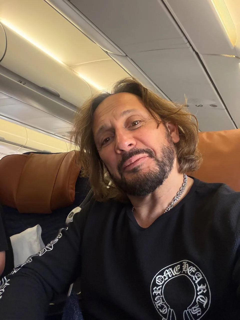 Владивосток, мы начинаем тур! 🛫✌️