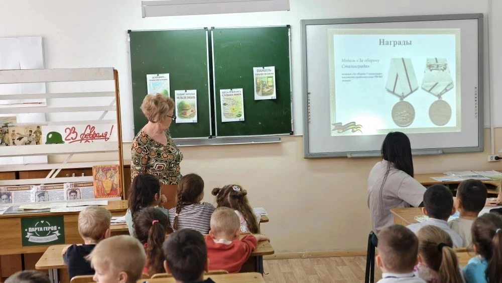 17.02.2026г. библиотекарями школы было проведено мероприятие с 3-мя подготовительными группами детск