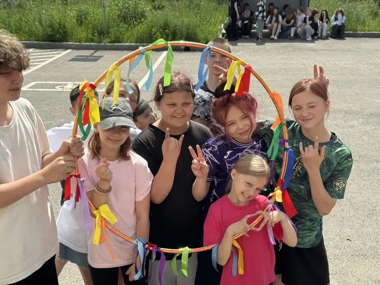 День охраны животных в летнем лагере! 🐴🤍✨

Кажется, сегодня наши ребята успели  побывать везде!В р