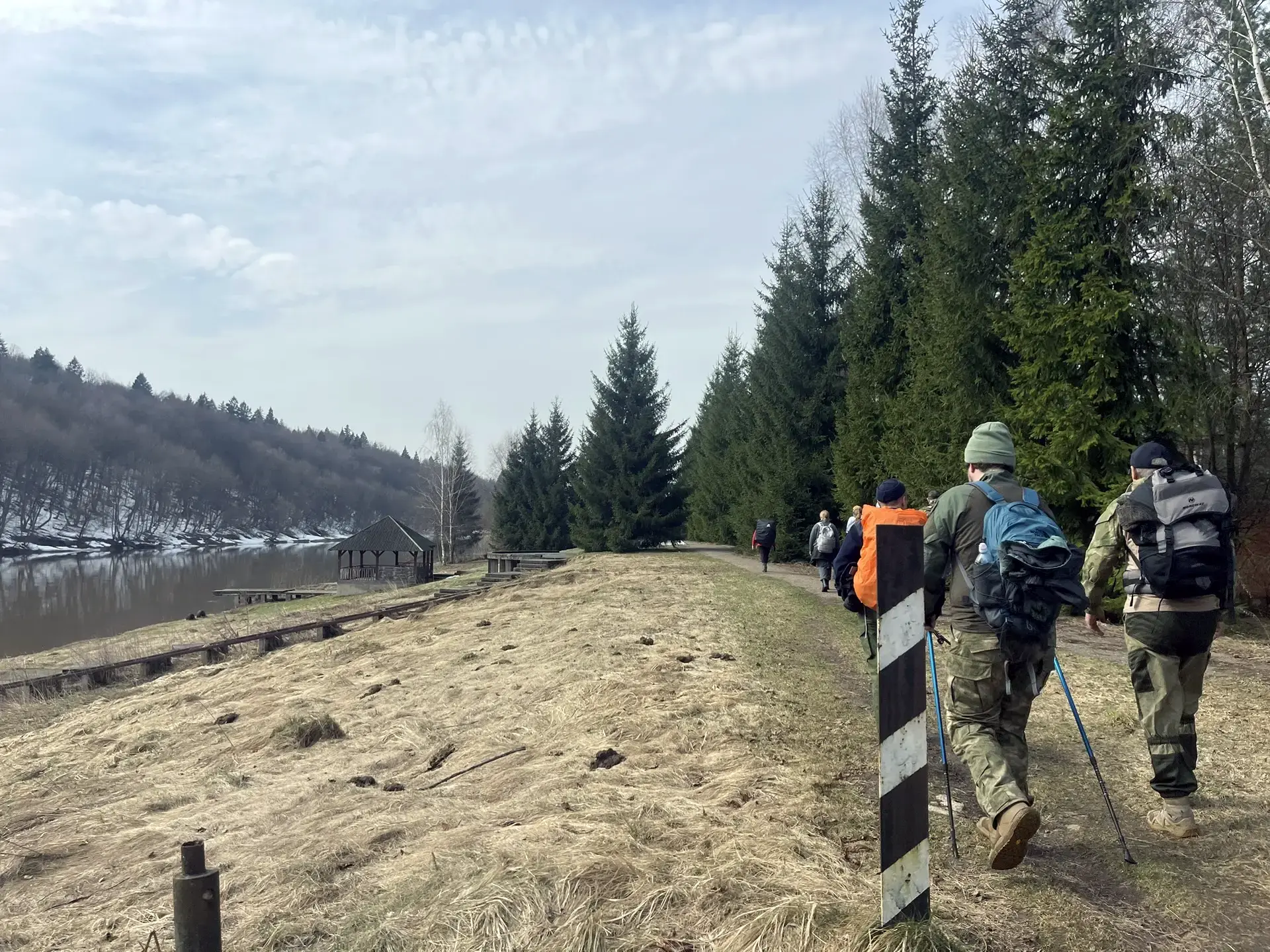 ⛰ 🥾🌲Первый совместный выход: турклуб школы покоряет Полушкино!  🧭✨Наш турклуб пополнился новыми учас