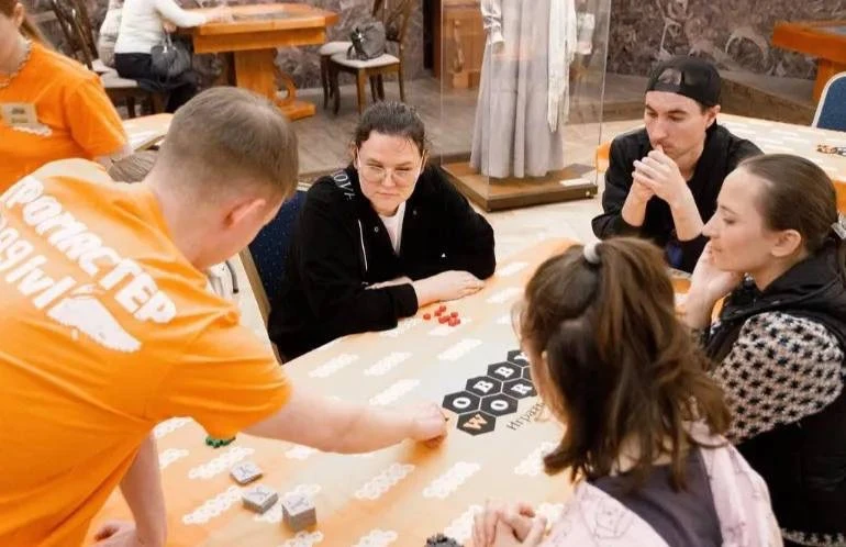 Играем в настольные игры на ВДНХ 🧩