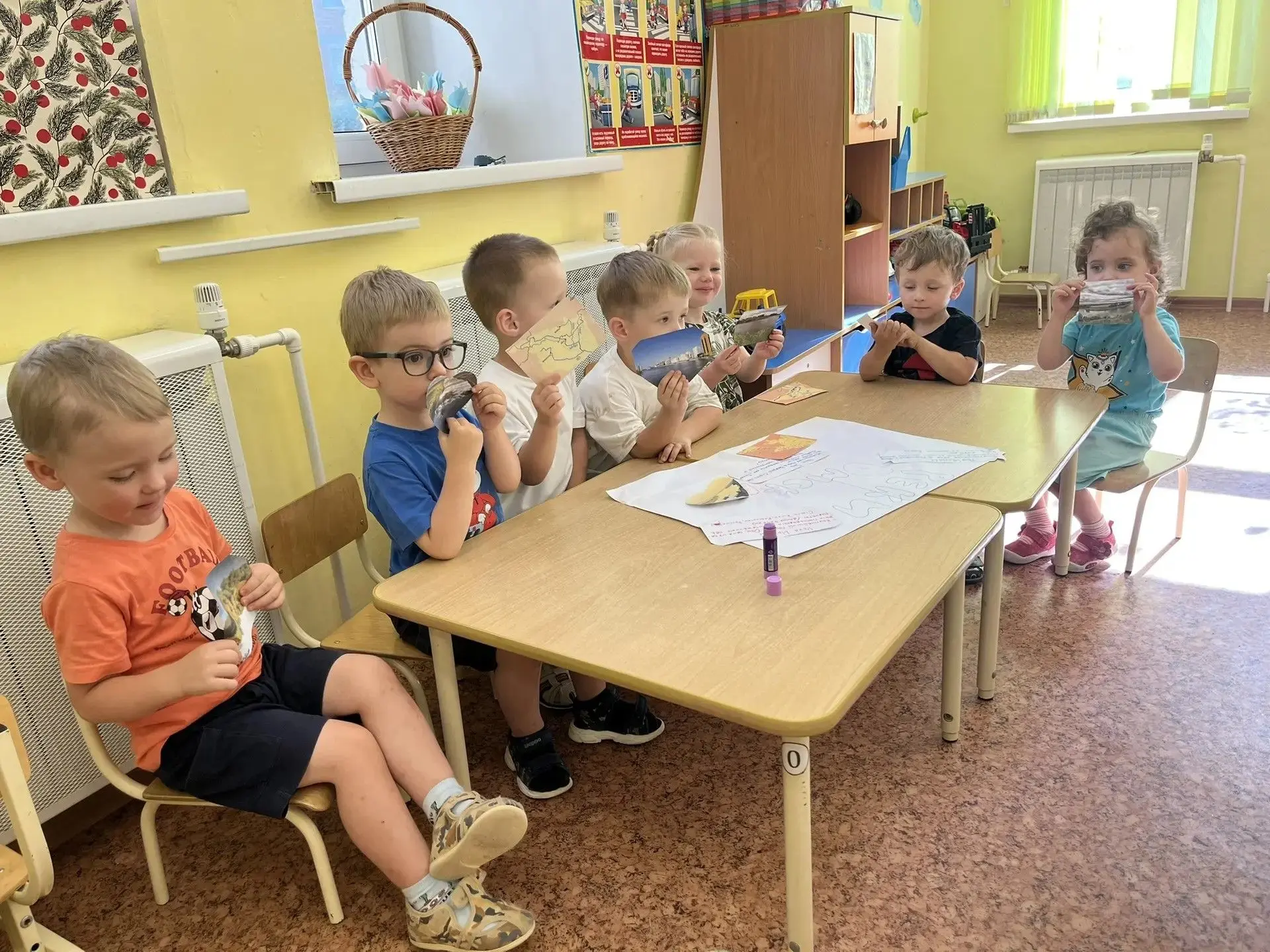 Сегодня ребята 13 группы увлекательно изучали реки нашего прекрасного города Омска ☀️
С тремя главны