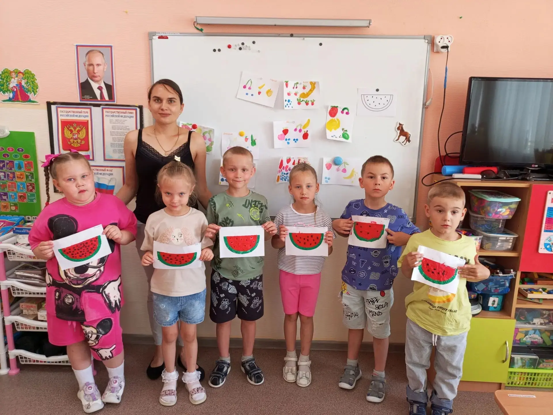 "Витаминная неделя"🥝🍓🍏

Лето – это сезон витаминов. Поэтому очень важно еще раз напомнить детям о