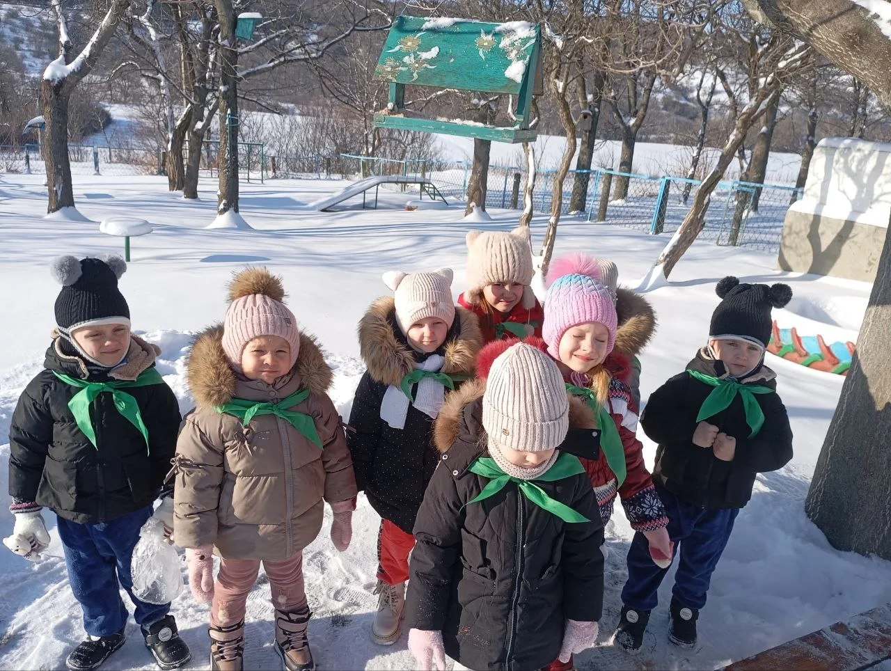 Фотоотчёт о проведении Дня кормления птиц .
