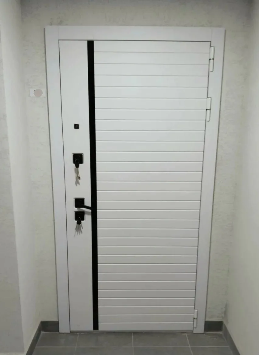 🚪 Входная дверь Агат Белый.