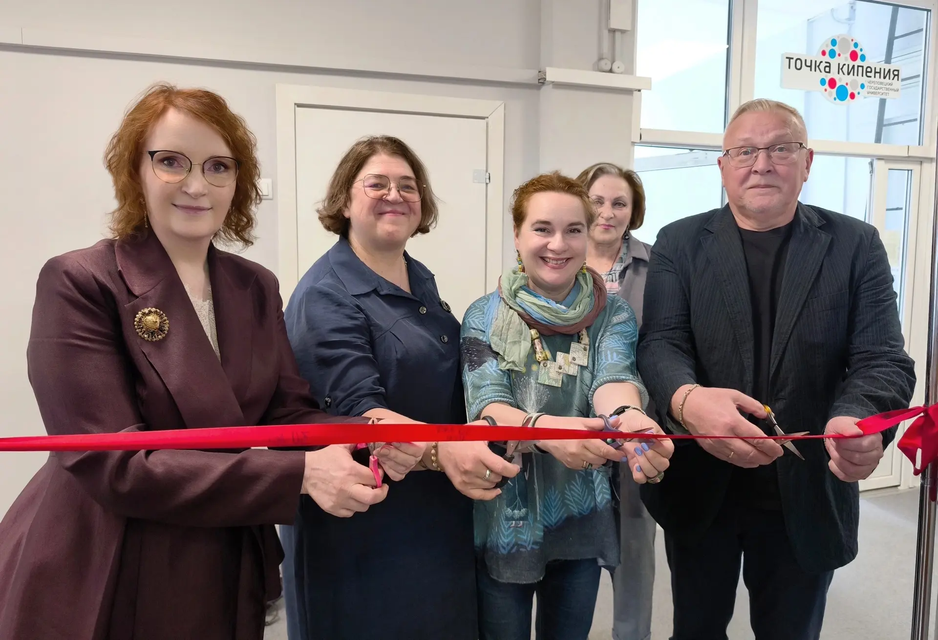 🧑‍🎨Впервые в нашем университете открылась отчётная выставка студентов‑дизайнеров Гума...