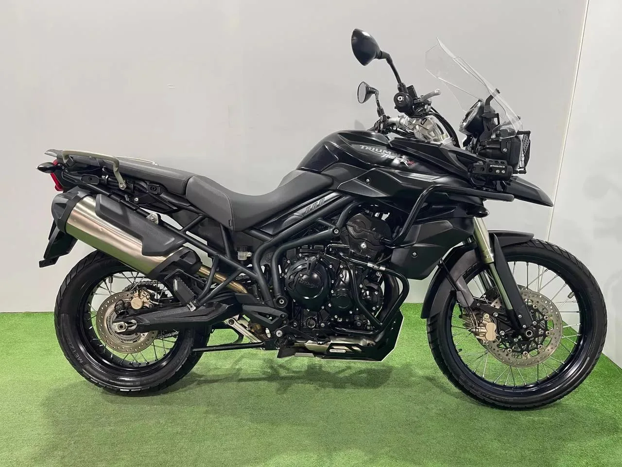 TRIUMPH TIGER 800XC в наличии во Владивостоке  Характеристики:  - 2012 год - объем 800 см3 - Аукцион