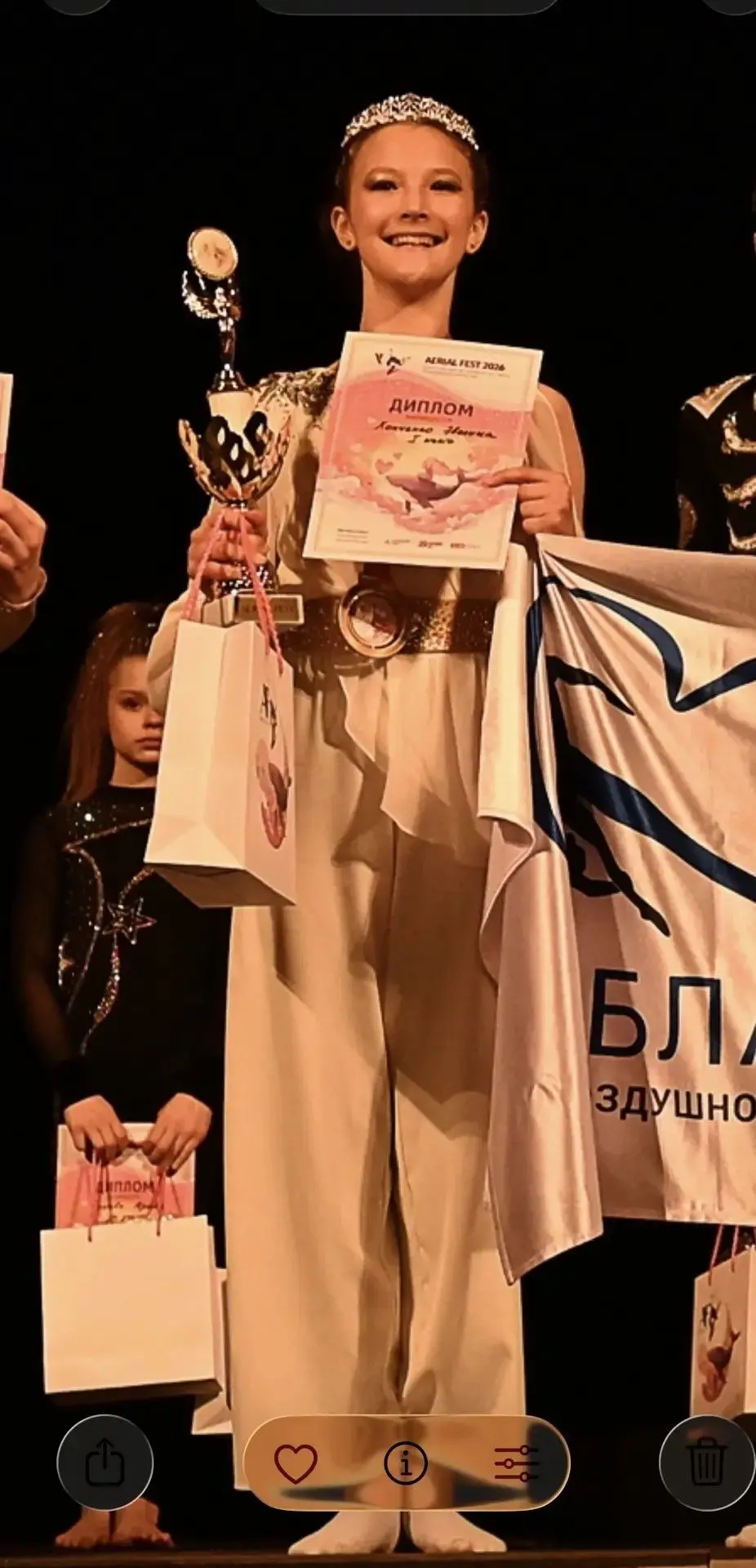Гордость нашей школы — Хомченко Эвелина! С 1 по 3 мая 2026 года в Москве прошёл Арт-фестиваль по воз