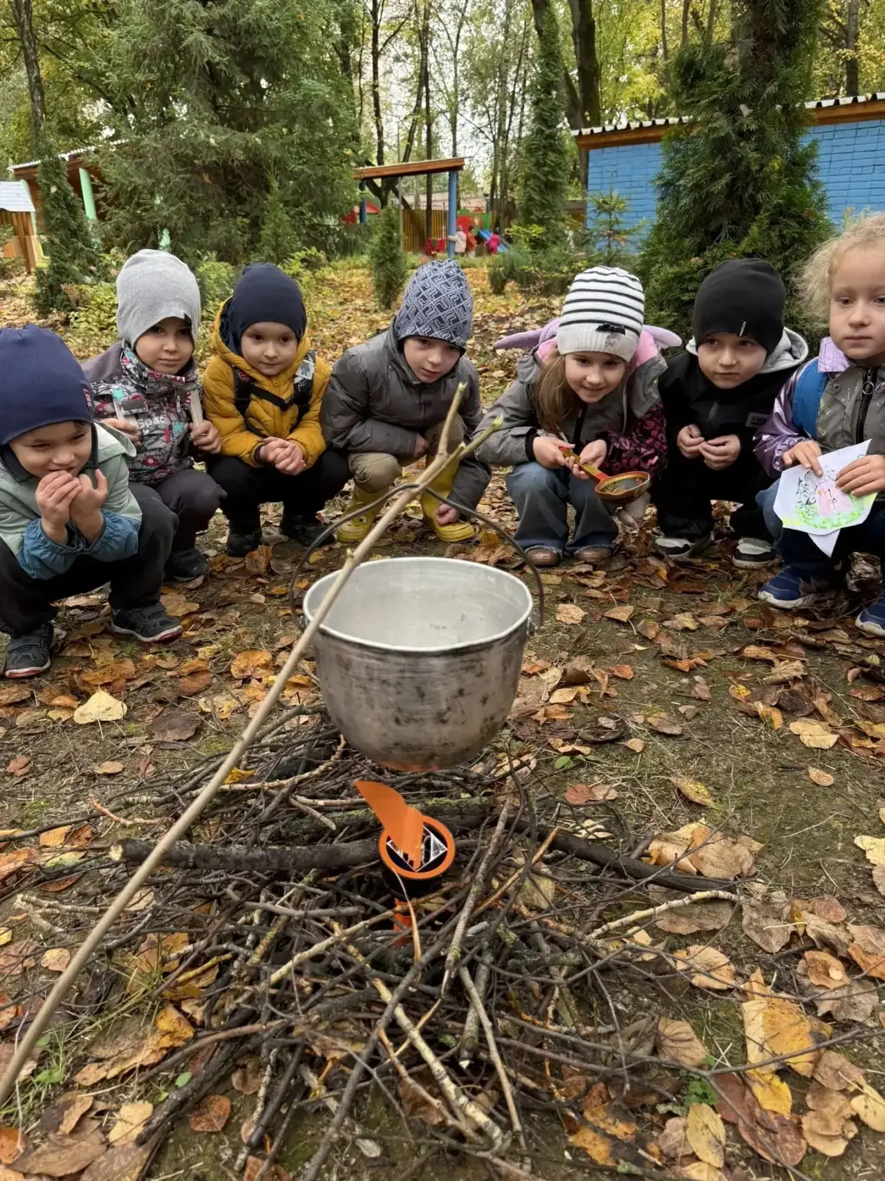 🎒 Готовы к приключениям? В дошкольном корпусе «Родничок» ребята на один день превратил...