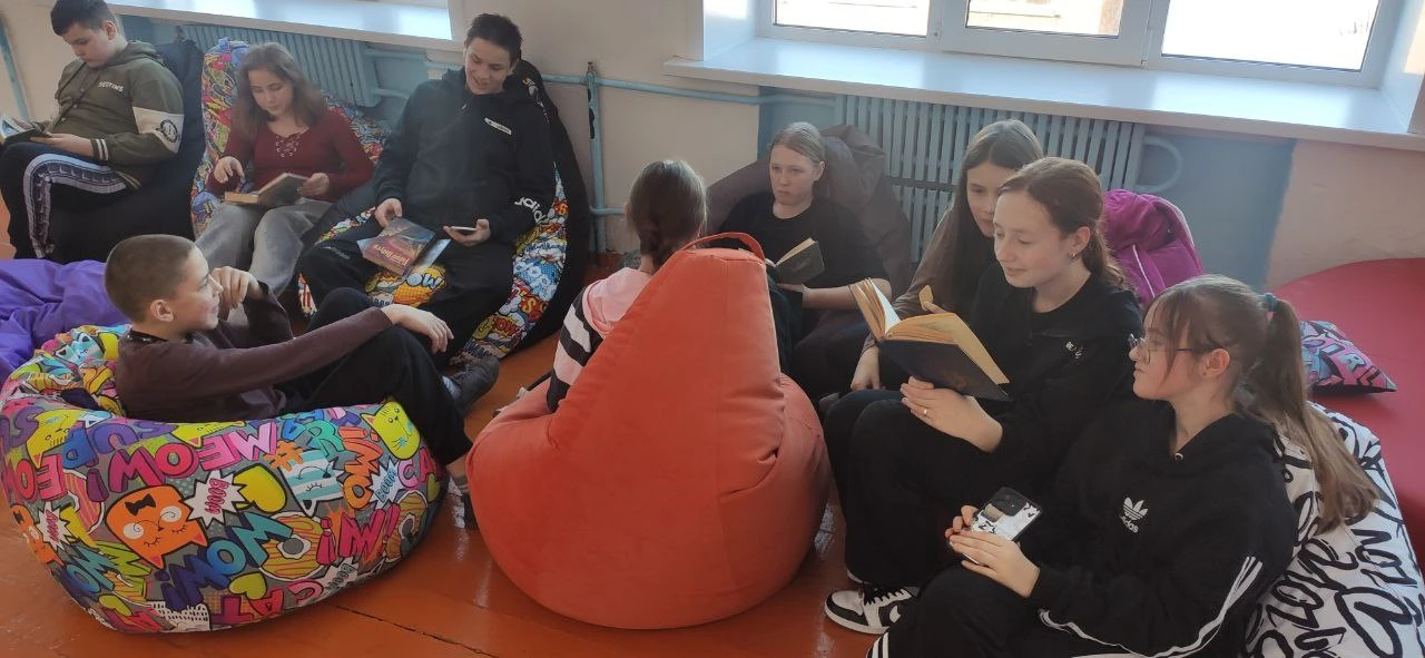 В день книгодарения наша школа присоединилась к международному движению "Кроссбукинг"